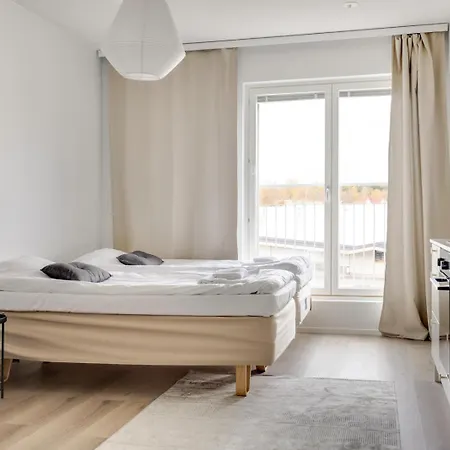 Kotimaailma - Valoisa Yksioe Turun Pukkilassa Apartamento